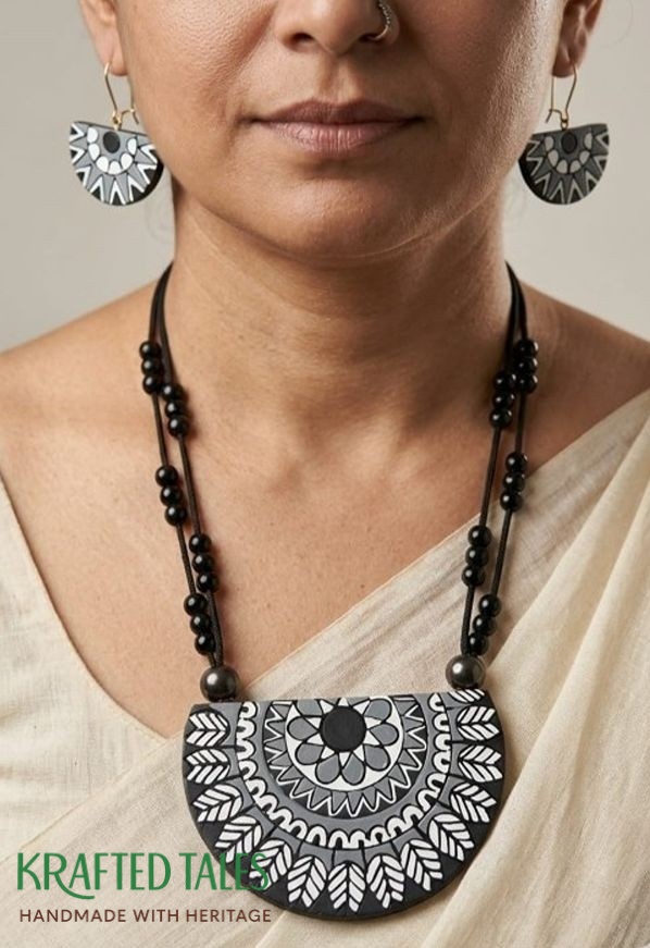 Handmade jewelry in Kolkata India