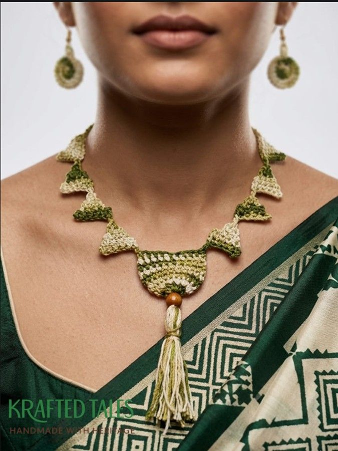 Handmade jewelry in Kolkata India